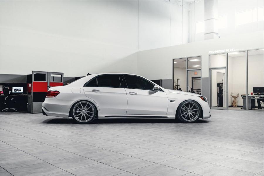 Mercedes-AMG E63 S R2 by RENNtech 2018 года  (фото 3 из 5)